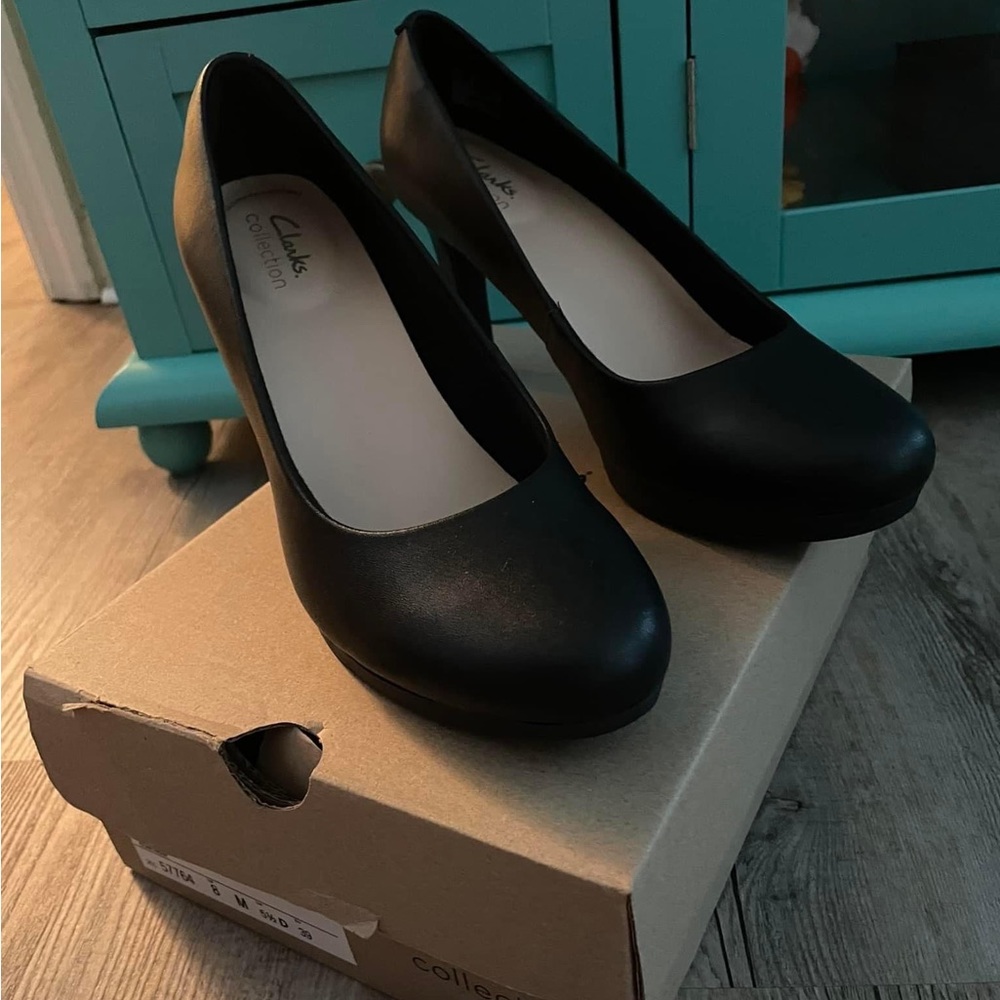 Clarks “ambye joy”